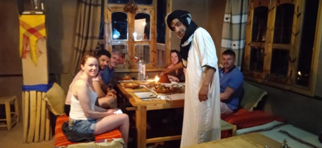 Riad Pizzeria Marhaba Akhendachou n'Ait Ouffi Екстериор снимка