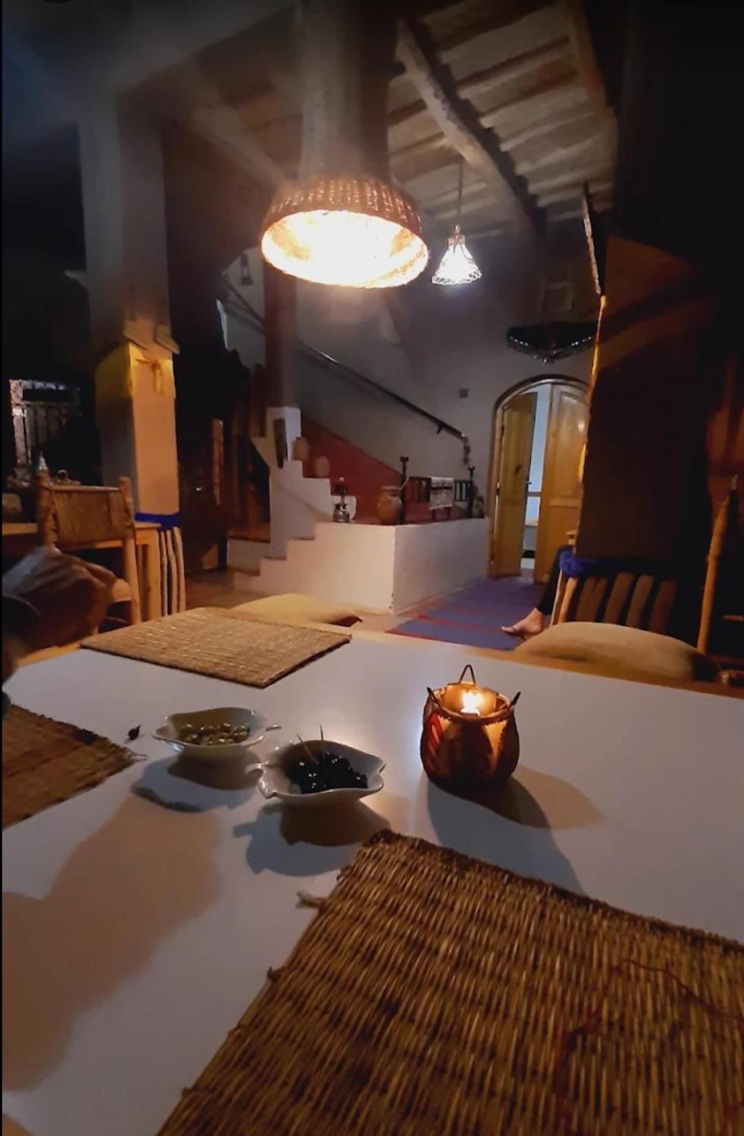Riad Pizzeria Marhaba Akhendachou n'Ait Ouffi Екстериор снимка