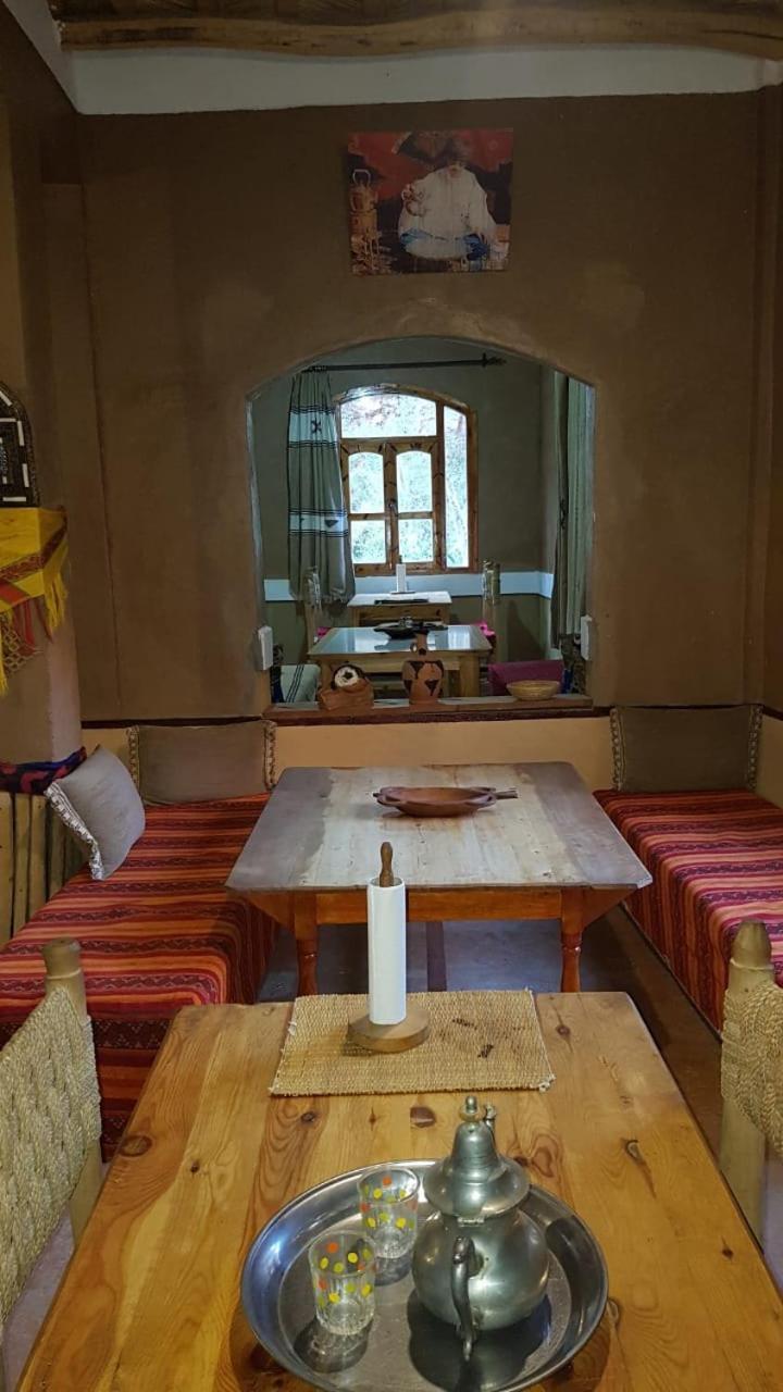 Riad Pizzeria Marhaba Akhendachou n'Ait Ouffi Екстериор снимка